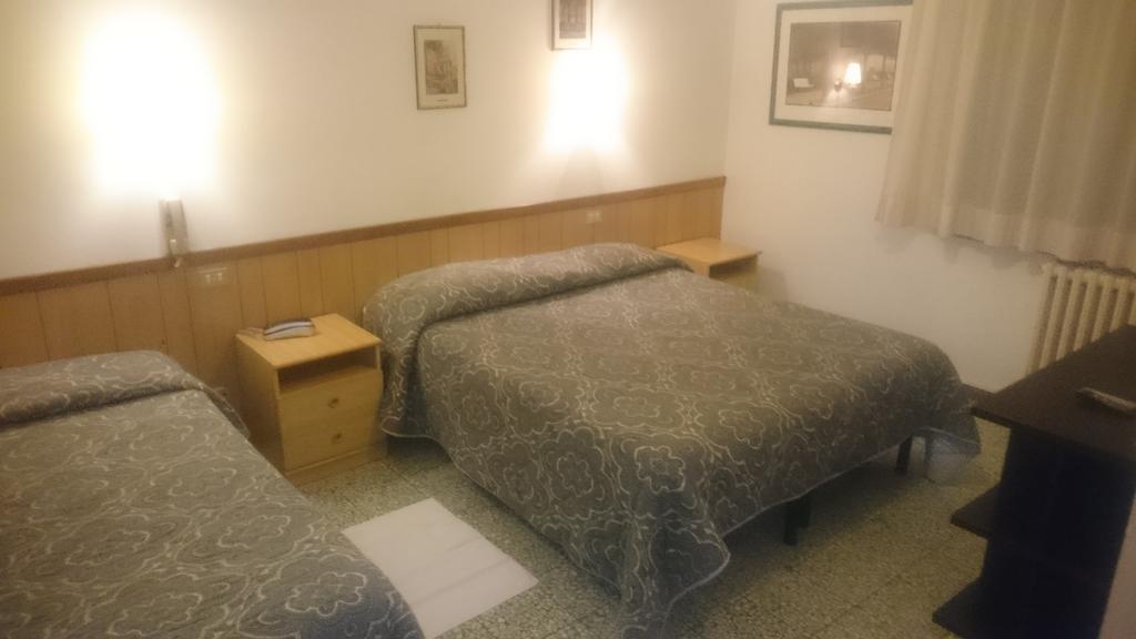 Le Rose Hotel